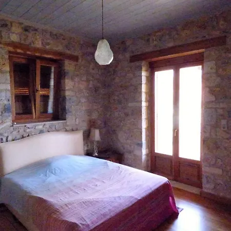 Luxurious Mansion In Olive Grove & View To Mystras
